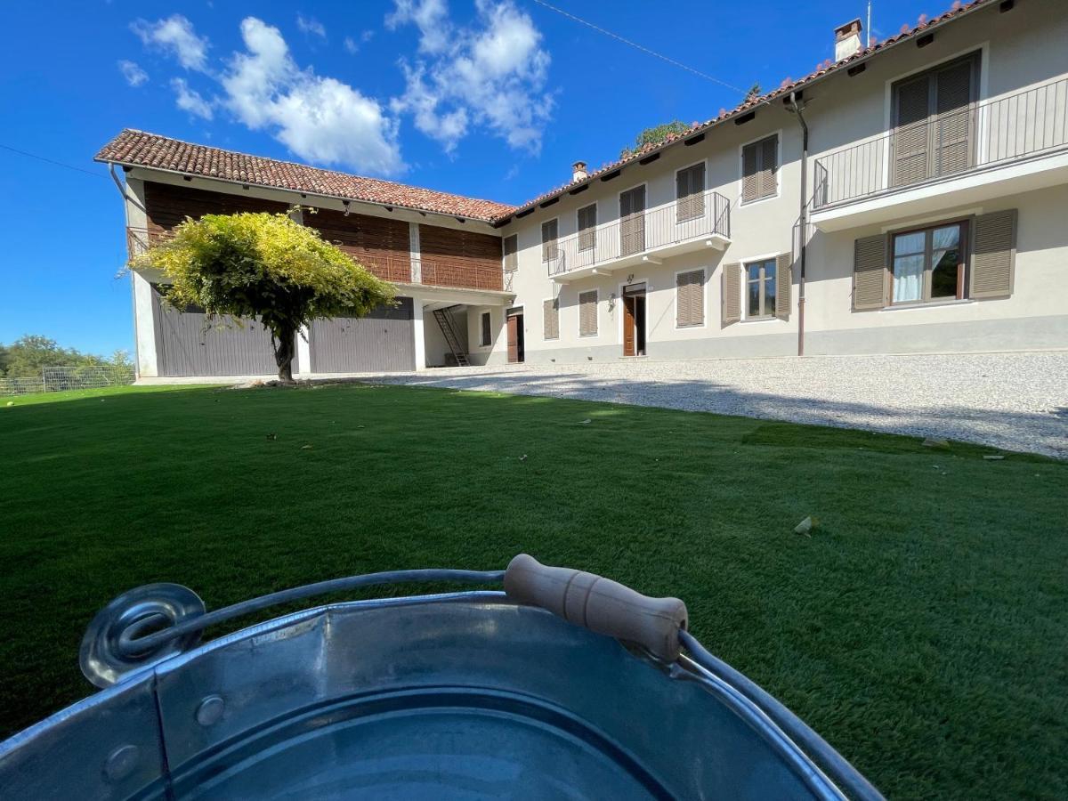 Al Laghetto La Morra Bed & Breakfast Luaran gambar