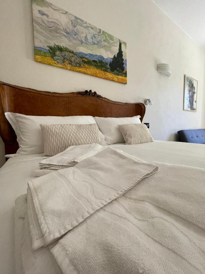 Al Laghetto La Morra Bed & Breakfast Luaran gambar