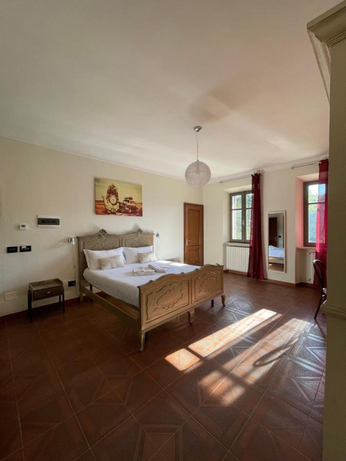 Al Laghetto La Morra Bed & Breakfast Luaran gambar