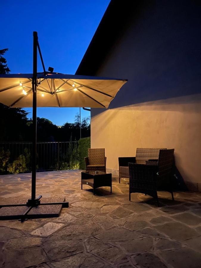 Al Laghetto La Morra Bed & Breakfast Luaran gambar